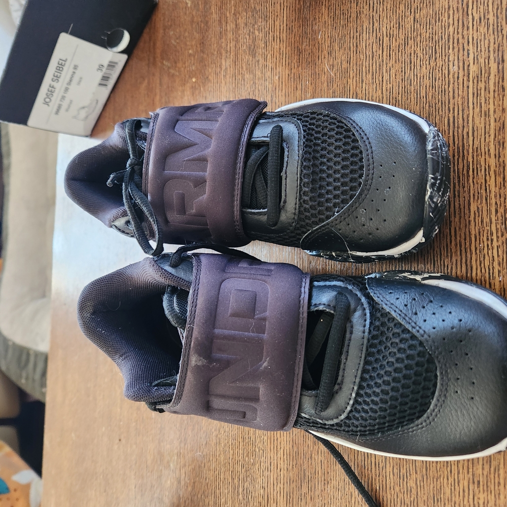 Under Armour Black Athletic Shoes